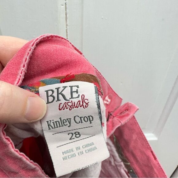 BKE Casuals Kinley Crop pants women's 28 inseam is 25.5 - Picture 7 of 7